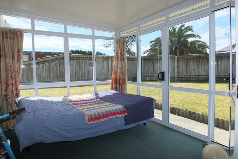 Photo of property in 13 Barber Street, Foxton Beach, Foxton, 4815