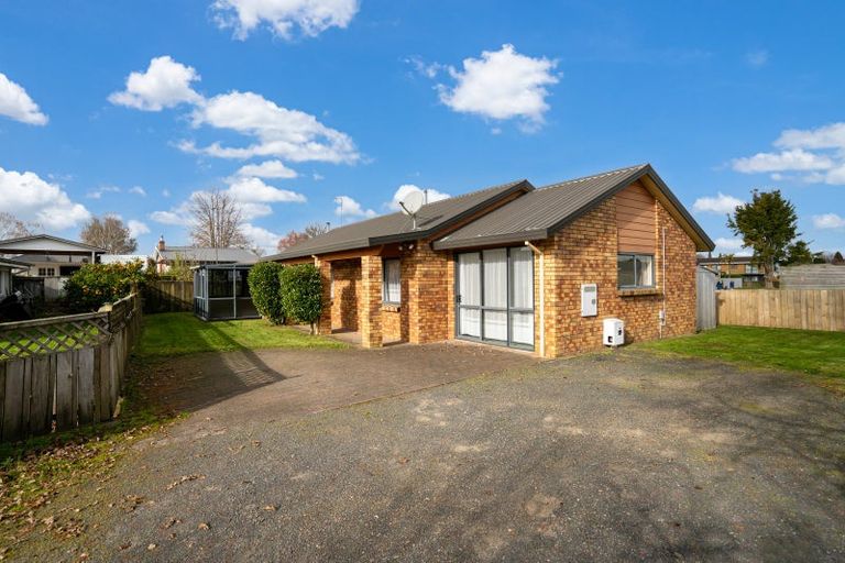 Photo of property in 57b Williams Street, Cambridge, 3434