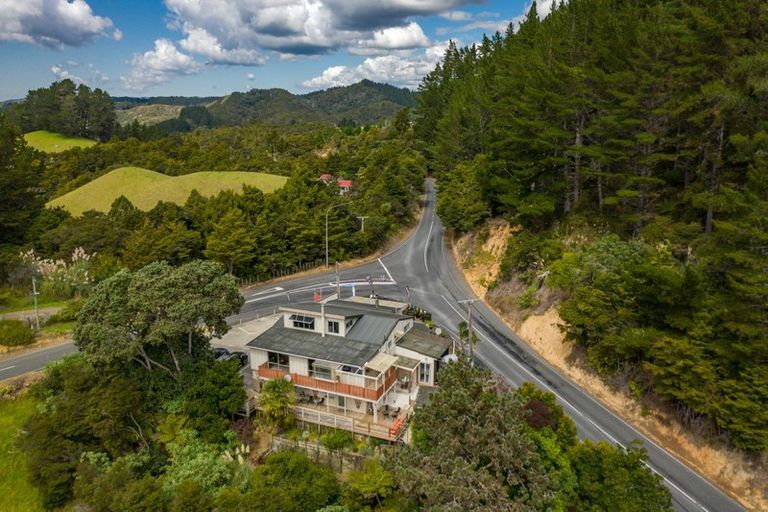 Photo of property in 3 Oakura Road, Oakura, Hikurangi, 0184