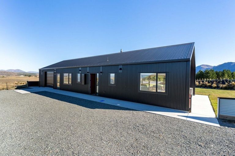 Photo of property in 39 Ben Ohau Road, Ben Ohau, Twizel, 7999