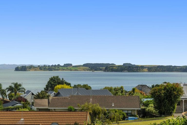 Photo of property in 8 Vivian Drive, Omokoroa, 3114