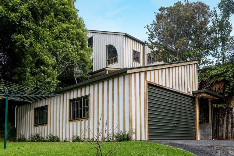 Photo of property in 12c Marina Grove, Frankleigh Park, New Plymouth, 4310