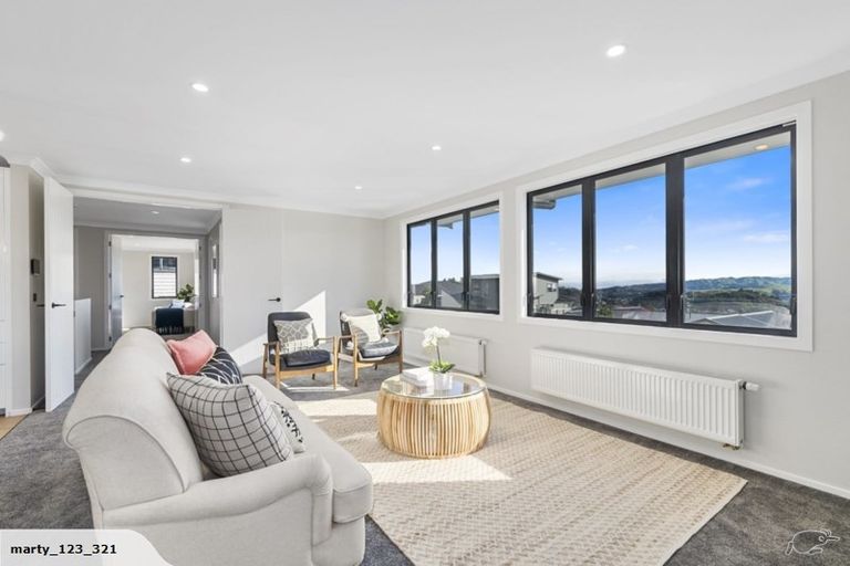 Photo of property in 13 Pacific View, Whitby, Porirua, 5024