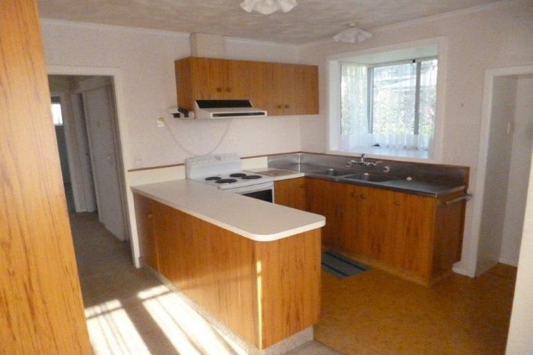 Photo of property in 34 Queen Road, Bellevue, Tauranga, 3110