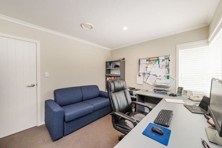 Photo of property in 8 Roots Street West, Feilding, 4702