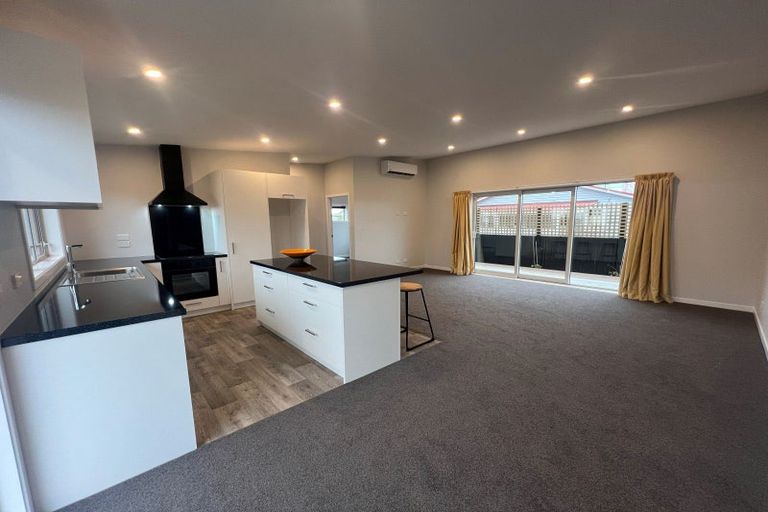 Photo of property in 10/59 Glenview Road, Glen Eden, Auckland, 0602