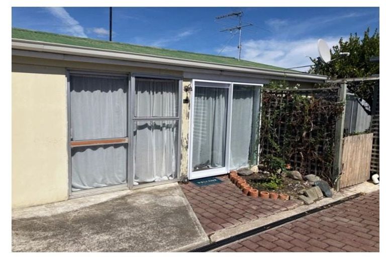 Photo of property in 5 East Belt, Rangiora, 7400