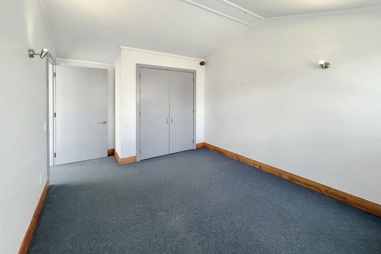 Photo of property in Sta Travel Flats, 1/130 Cuba Street, Te Aro, Wellington, 6011