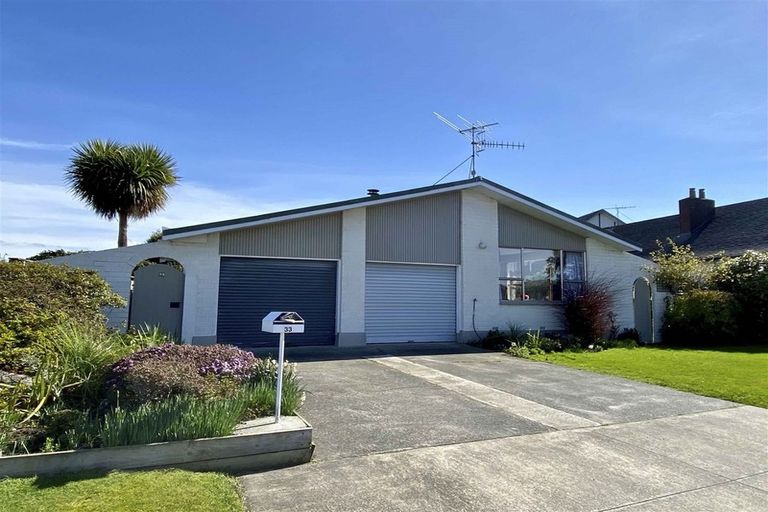 Photo of property in 33 Kildare Drive, Waikiwi, Invercargill, 9810