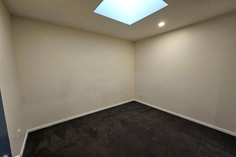 Photo of property in Terrace Garden Apartments, 14c/120 The Terrace, Wellington Central, Wellington, 6011