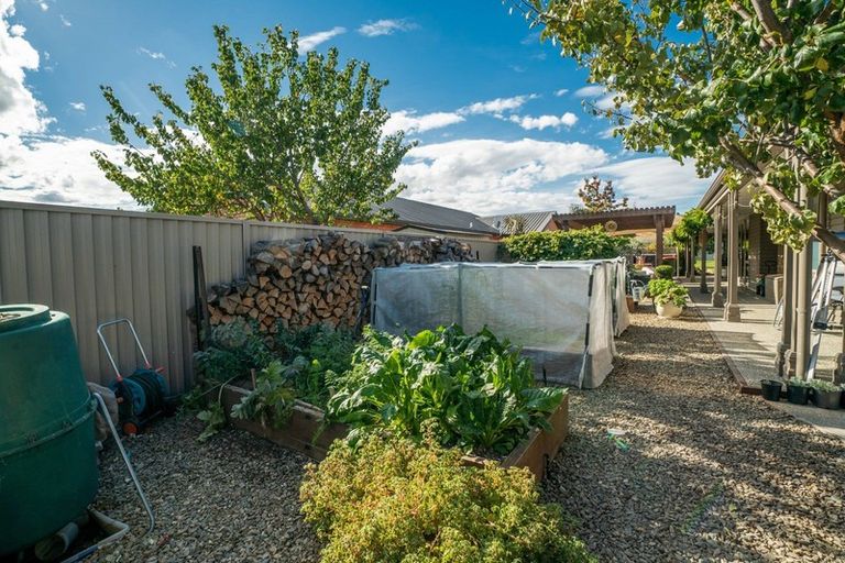 Photo of property in 131 Fache Street, Clyde, 9330