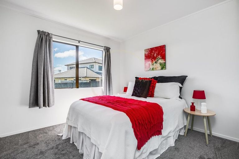 Photo of property in 2/12 Olive Crescent, Papatoetoe, Auckland, 2025