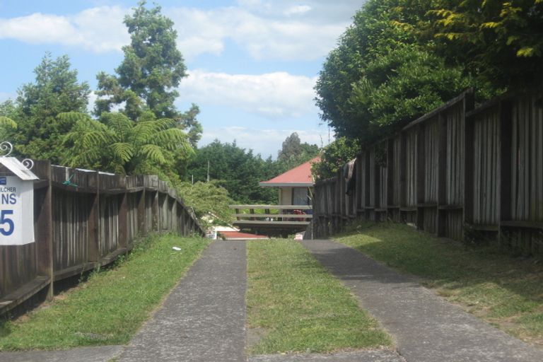 Photo of property in 15 Bishoprick Crescent, Te Puke, 3119