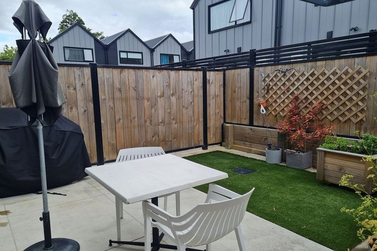 Photo of property in 30 Dahl Drive, Wallaceville, Upper Hutt, 5018