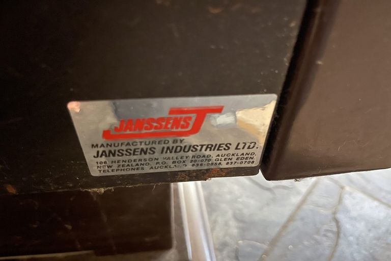 Photo of property in 32 Grande Vue Road, Hillpark, Auckland, 2102