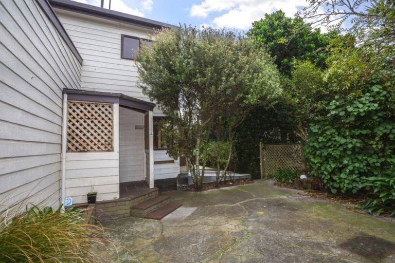 Photo of property in 3 Puketai Place, Pukerua Bay, 5026