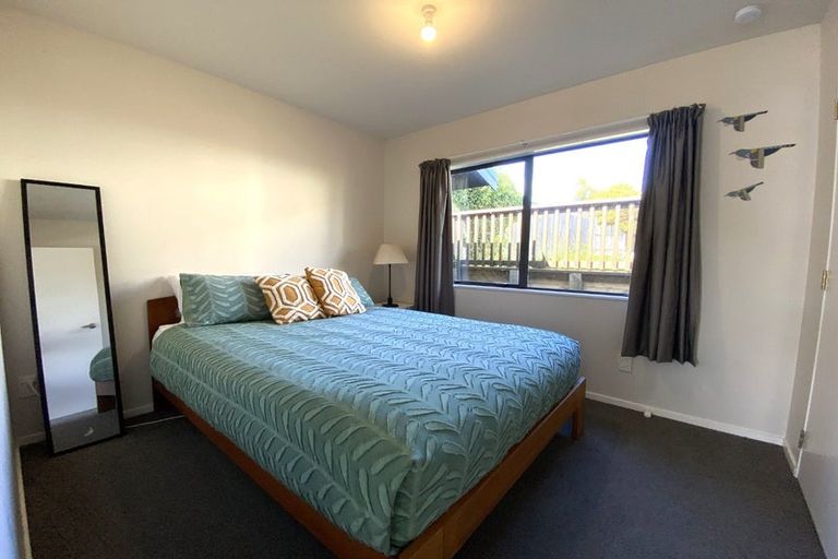 Photo of property in 4 Tarawera Road, Johnsonville, Wellington, 6037