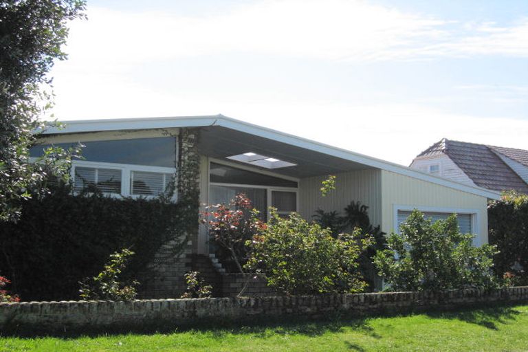 Photo of property in 62 Purnell Street, College Estate, Whanganui, 4500