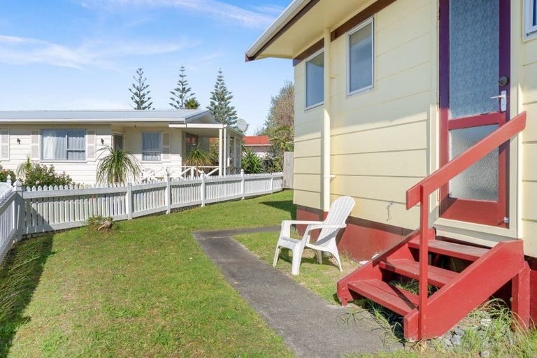 Photo of property in 25a Kuparu Place, Ruakaka, 0116