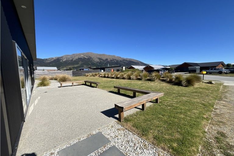 Photo of property in 29 Dingle Street, Lake Hawea, Wanaka, 9382