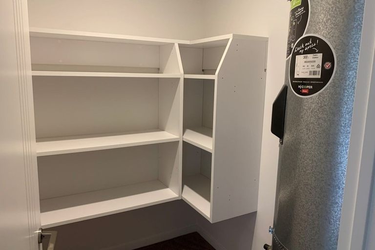 Photo of property in 5 Urihia Street, Marshland, Christchurch, 8083