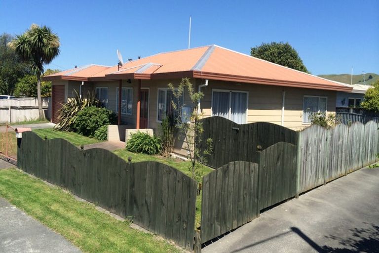 Photo of property in 1 Rimu Place, Taradale, Napier, 4112
