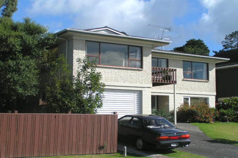 Photo of property in 50 Meadowvale Avenue, Forrest Hill, Auckland, 0620