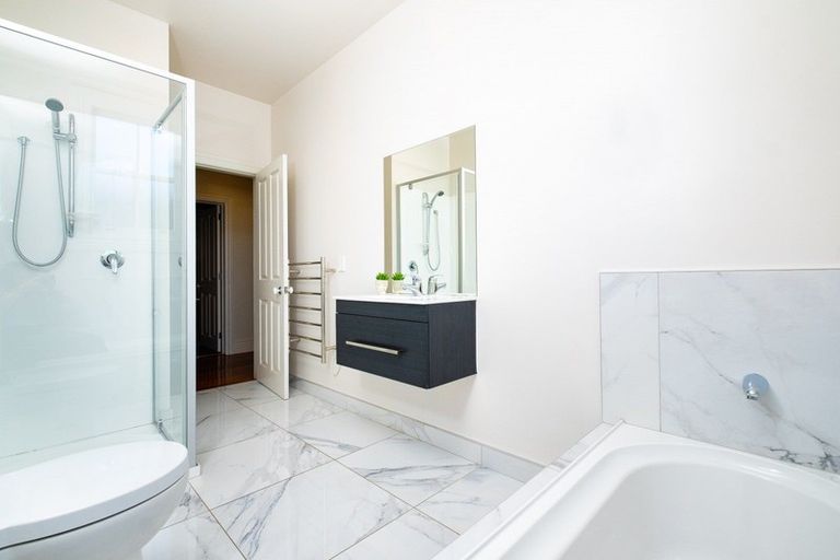 Photo of property in 17 Mcgrath Street, Napier South, Napier, 4110