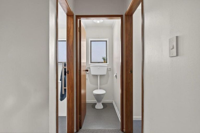 Photo of property in 2/21 Fulford Street, New Plymouth, 4310