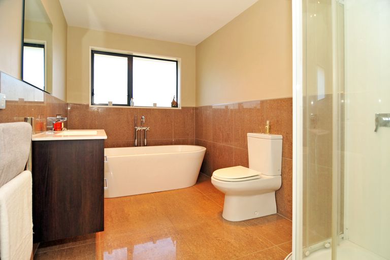 Photo of property in 7 Kura Place, Mosgiel, 9024