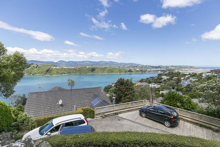 Photo of property in 152 Grafton Road, Roseneath, Wellington, 6011