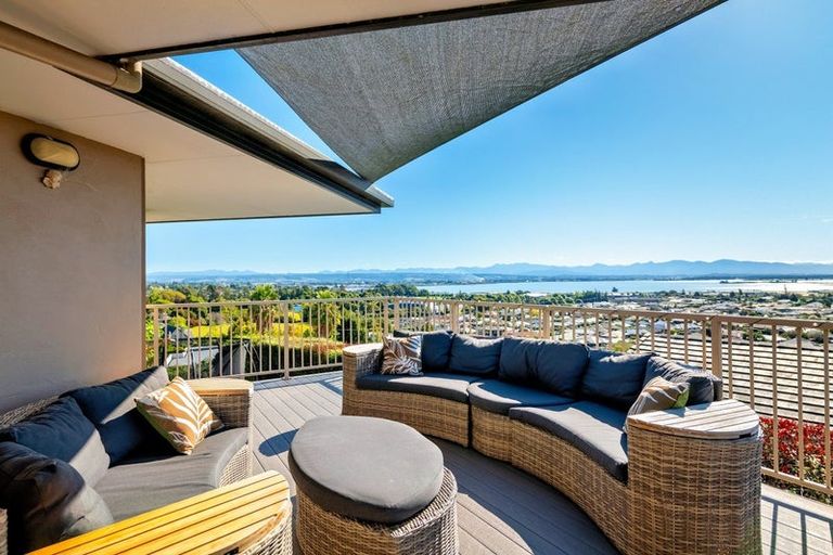 Photo of property in 18 Clairmont Heights, Stoke, Nelson, 7011