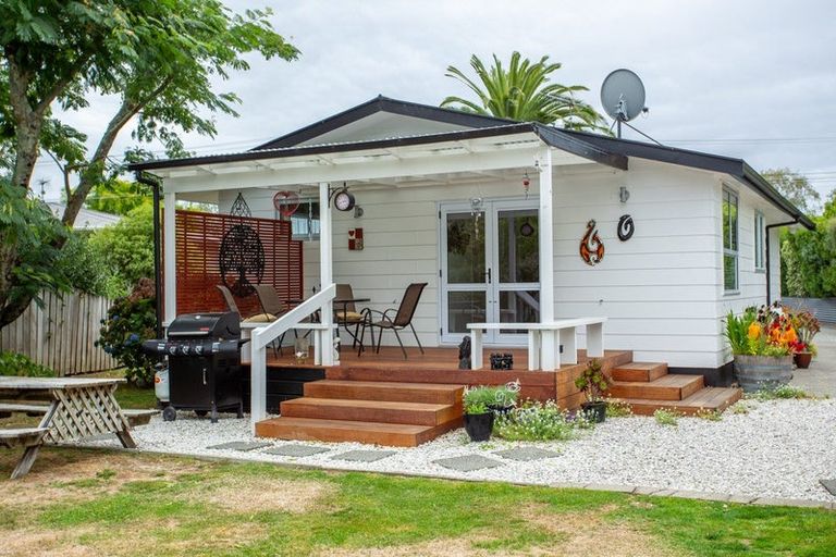 Photo of property in 43 Taverner Street, Carterton, 5713