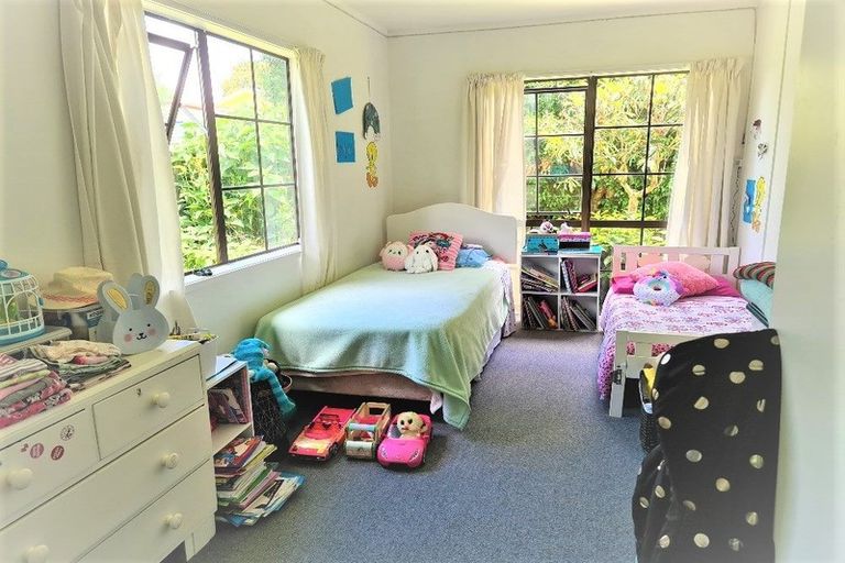Photo of property in 1/12 Brook Street, Milford, Auckland, 0620