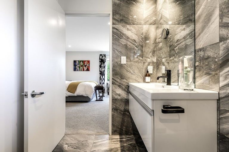 Photo of property in 11 Rosehill Place, Nawton, Hamilton, 3200