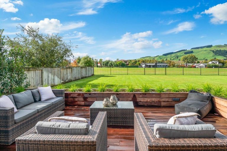 Photo of property in 69 Montgomery Crescent, Kinloch, Taupo, 3377
