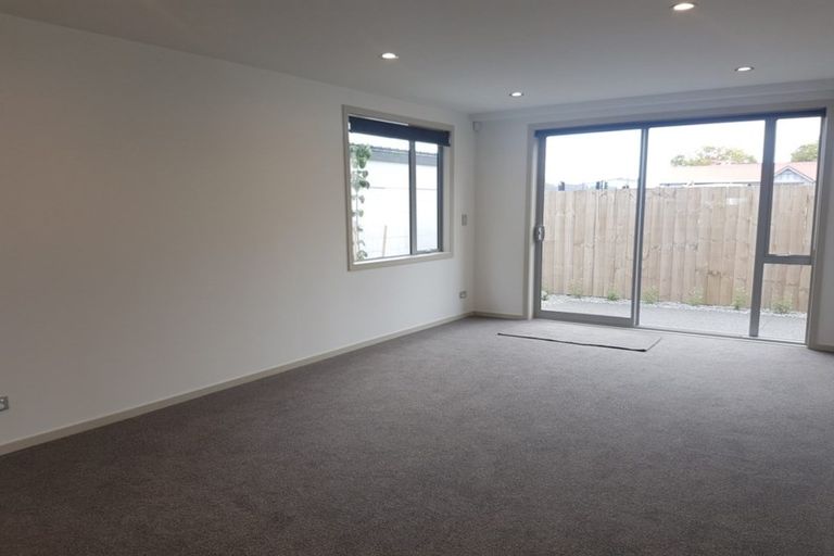 Photo of property in 2/374 Worcester Street, Linwood, Christchurch, 8011