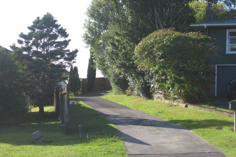 Photo of property in 25 Diana Drive, Glenfield, Auckland, 0627