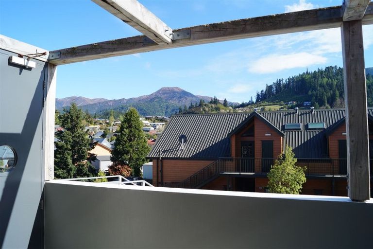 Photo of property in 30g Conical Hill Road, Hanmer Springs, 7334