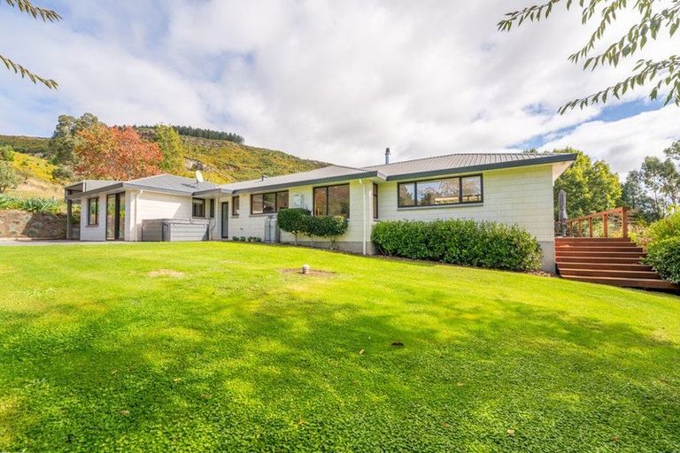 Photo of property in 41 Gaudion Road, Peebles, Oamaru, 9494