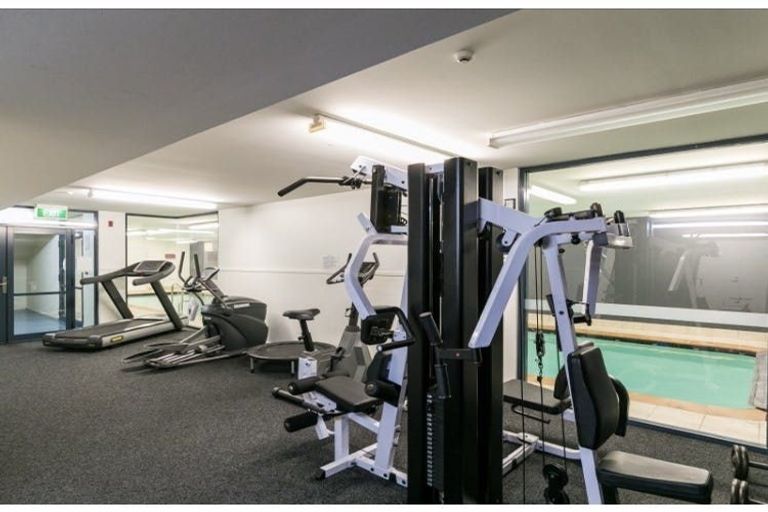 Photo of property in Luxford Villas, 113/72 Herald Street, Berhampore, Wellington, 6023