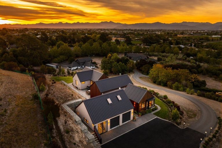 Photo of property in 21 Dry Hills Lane, Riverlands, 7274