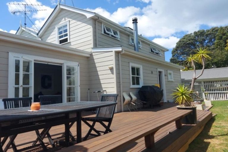 Photo of property in 5/14-26 Beach Road, Northcote Point, Auckland, 0627