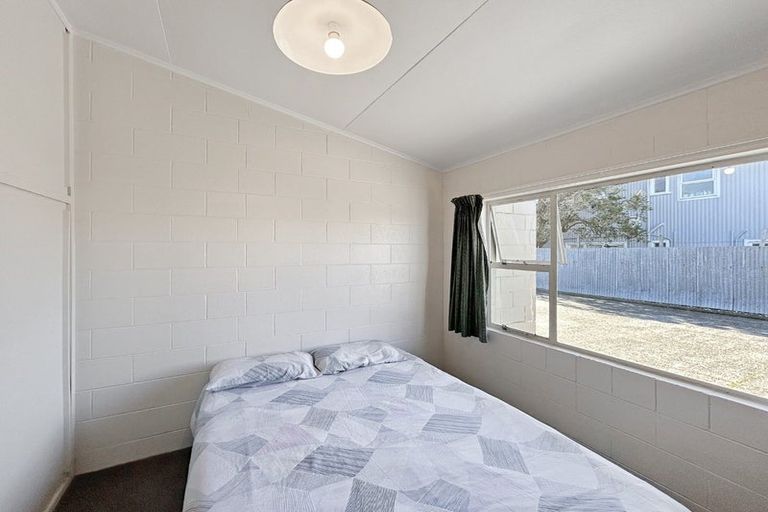 Photo of property in 12 Avenal Street, Avenal, Invercargill, 9810