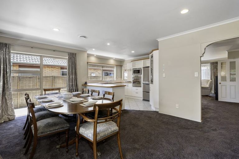 Photo of property in 8 Doneraille Place, Bethlehem, Tauranga, 3110