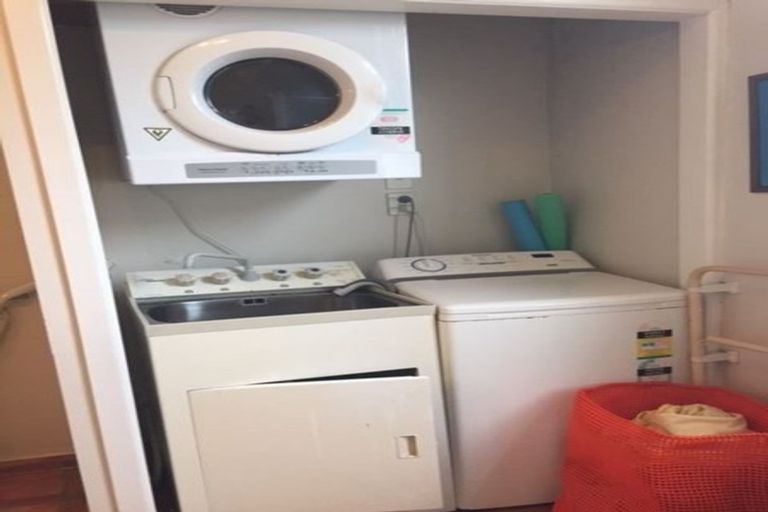 Photo of property in 26 Brixton Road, Mount Eden, Auckland, 1024