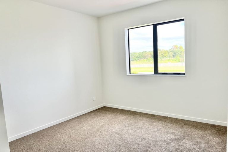 Photo of property in 15 Pilot Drive, Hobsonville, Auckland, 0616