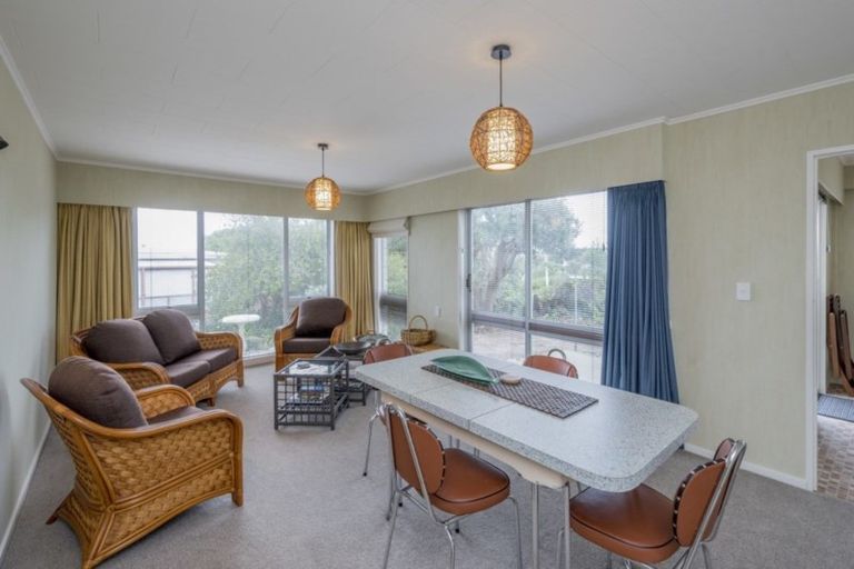 Photo of property in 41 Manuka Street, Otaki Beach, Otaki, 5512