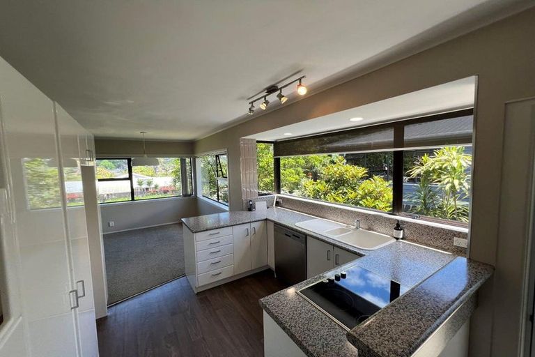 Photo of property in 37 Stanaway Street, Hillcrest, Auckland, 0627