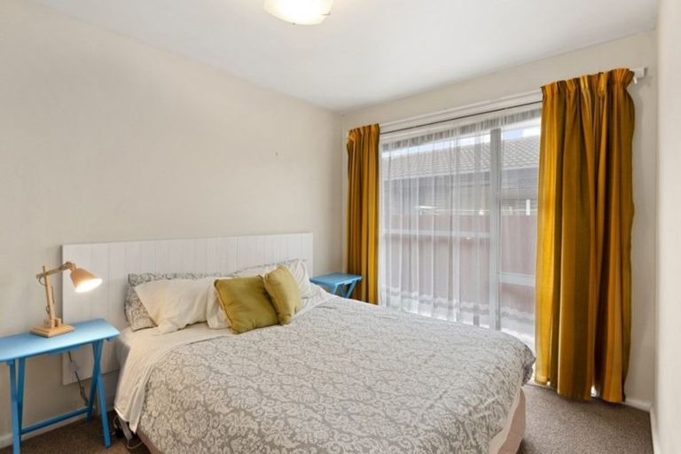 Photo of property in 2/83 Dover Street, St Albans, Christchurch, 8014